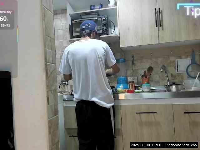 bongacams messycouple24
