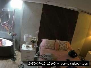 camsoda voyeurcam-casa-salsa-bedroom-6