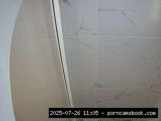 camsoda voyeurcam-casa-salsa-bathroom-8