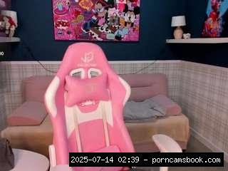 chloe-whitee camsoda