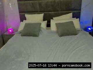 chloe-whitee camsoda