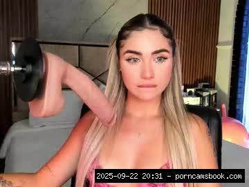 chaturbate emilyhendrix_